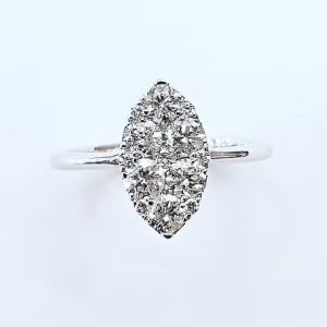 Diamond cluster ring