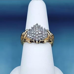Diamond cluster ring