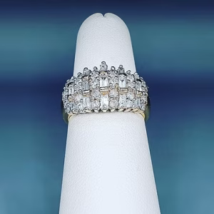 Diamond cluster ring