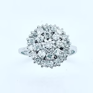 Diamond cluster ring