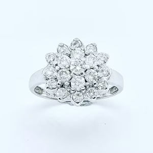 Diamond cluster ring