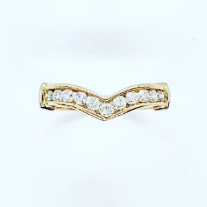Diamond wishbone ring
